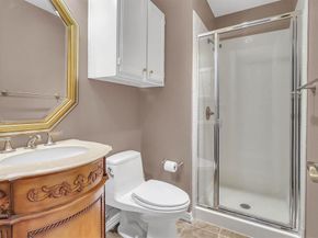 1900  Golden Trail , Carrollton Texas 75010