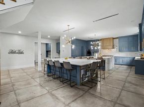 511 S Bluegrove Road , Lancaster Texas 75146