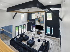 511 S Bluegrove Road , Lancaster Texas 75146