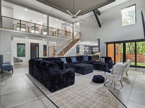 511 S Bluegrove Road , Lancaster Texas 75146