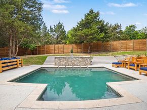 511 S Bluegrove Road , Lancaster Texas 75146