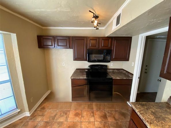 6722  Oriole Court , Fort Worth Texas 76137