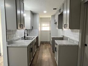 3982  Granite Hill Drive , Dallas Texas 75241