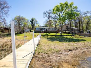 9520  Heron Drive , Fort Worth Texas 76108