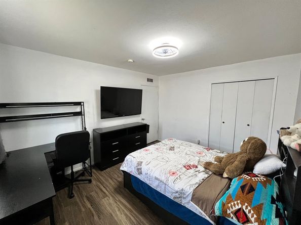 5609  Kerry Lane , Garland Texas 75043