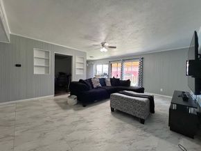 5609  Kerry Lane , Garland Texas 75043