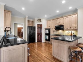 6901  April Way Circle , Plano Texas 75023