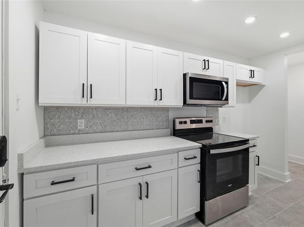 3071  Sunnyvale Street , Dallas Texas 75216