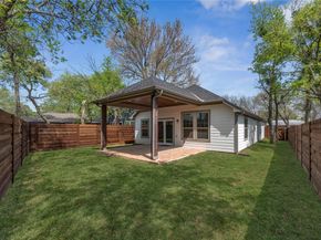 326 S Main Street , Cedar Hill Texas 75104