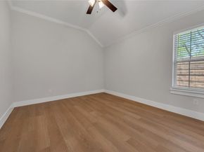 326 S Main Street , Cedar Hill Texas 75104