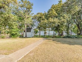 300  Shoreline Drive , Azle Texas 76020