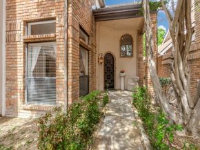 6205  Twin Oaks Circle , Dallas Texas 75240