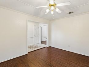 810  Meadowgate Drive , Garland Texas 75040