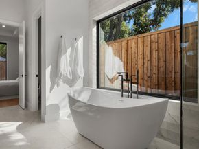 6231  McCommas Boulevard , Dallas Texas 75214