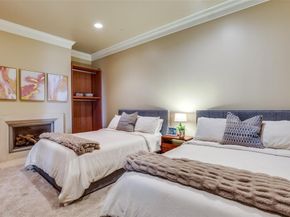 2828  Hood Street  907, Dallas Texas 75219