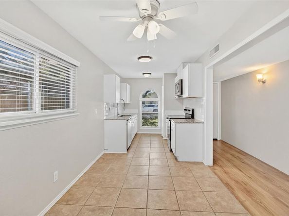 5061  Amhurst Lane , The Colony Texas 75056