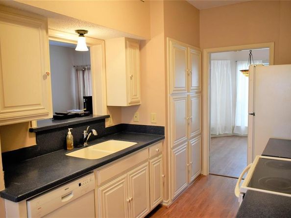 2320  Northlake Court , Irving Texas 75038