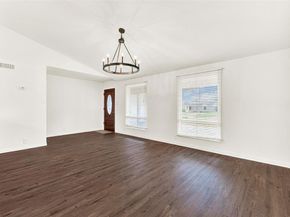 915  Warren Way , Richardson Texas 75080