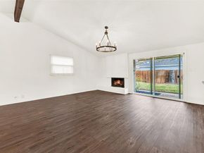 915  Warren Way , Richardson Texas 75080