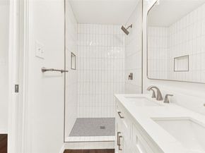 915  Warren Way , Richardson Texas 75080