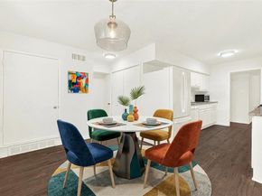 915  Warren Way , Richardson Texas 75080