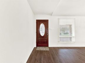 915  Warren Way , Richardson Texas 75080