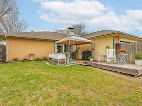 401  Meadow Ridge Drive , Cedar Hill Texas 75104