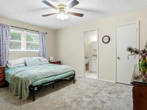 1004  Gladstone Avenue , Azle Texas 76020