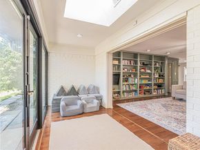 18  Crosslands Road , Benbrook Texas 76132