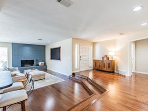 18  Crosslands Road , Benbrook Texas 76132