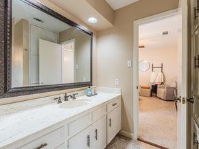 18  Crosslands Road , Benbrook Texas 76132