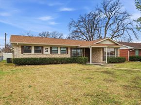 2341  Lagoon Drive , Mesquite Texas 75150