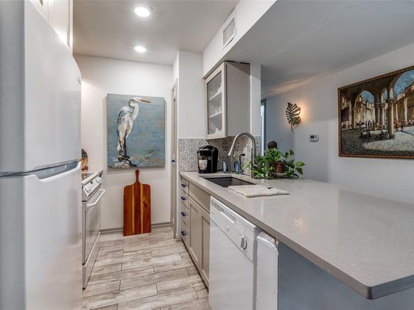 4851  Cedar Springs Road  182, Dallas Texas 75219