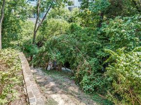 4851  Cedar Springs Road  182, Dallas Texas 75219