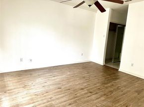 5981  Arapaho Road  1002, Dallas Texas 75248