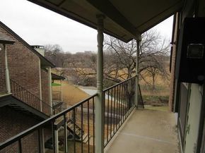 5981  Arapaho Road  1002, Dallas Texas 75248