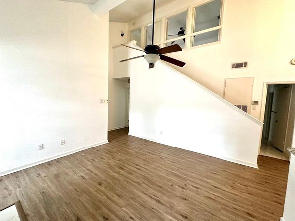 5981  Arapaho Road  1002, Dallas Texas 75248
