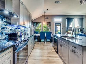 805 E Huitt Lane , Euless Texas 76040