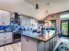 805 E Huitt Lane , Euless Texas 76040