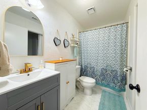 6828  Younger Drive , The Colony Texas 75056