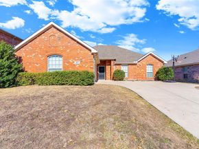 1517  White Willow Lane , Arlington Texas 76002