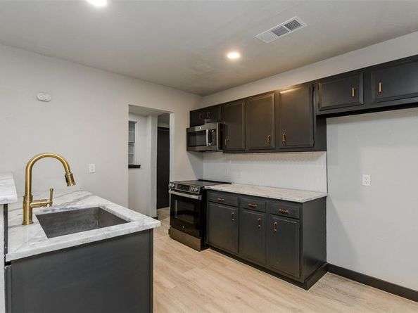 4520  Geddes Avenue , Fort Worth Texas 76107