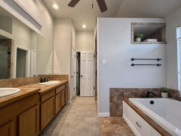 7016  Warm Springs Trail , Fort Worth Texas 76137