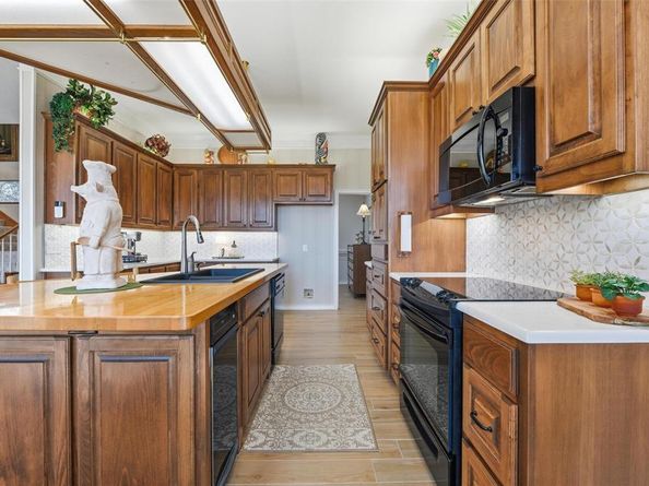 11513  Blue Creek Drive , Fort Worth Texas 76008