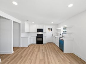 1410  Tanglewood Lane , Garland Texas 75042