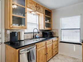 2801 W Bewick Street , Fort Worth Texas 76109