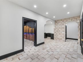 6941  Gaston Avenue , Dallas Texas 75214
