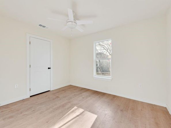 1553  Harris Court , Dallas Texas 75223