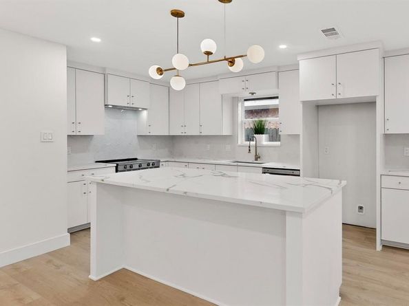 8210  Sussex Street , White Settlement Texas 76108