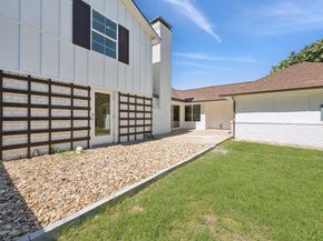 3145  Darvany Drive , Dallas Texas 75220